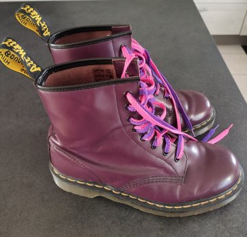 Boots Dr Martens violet
