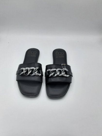 Nu-pieds de seconde main