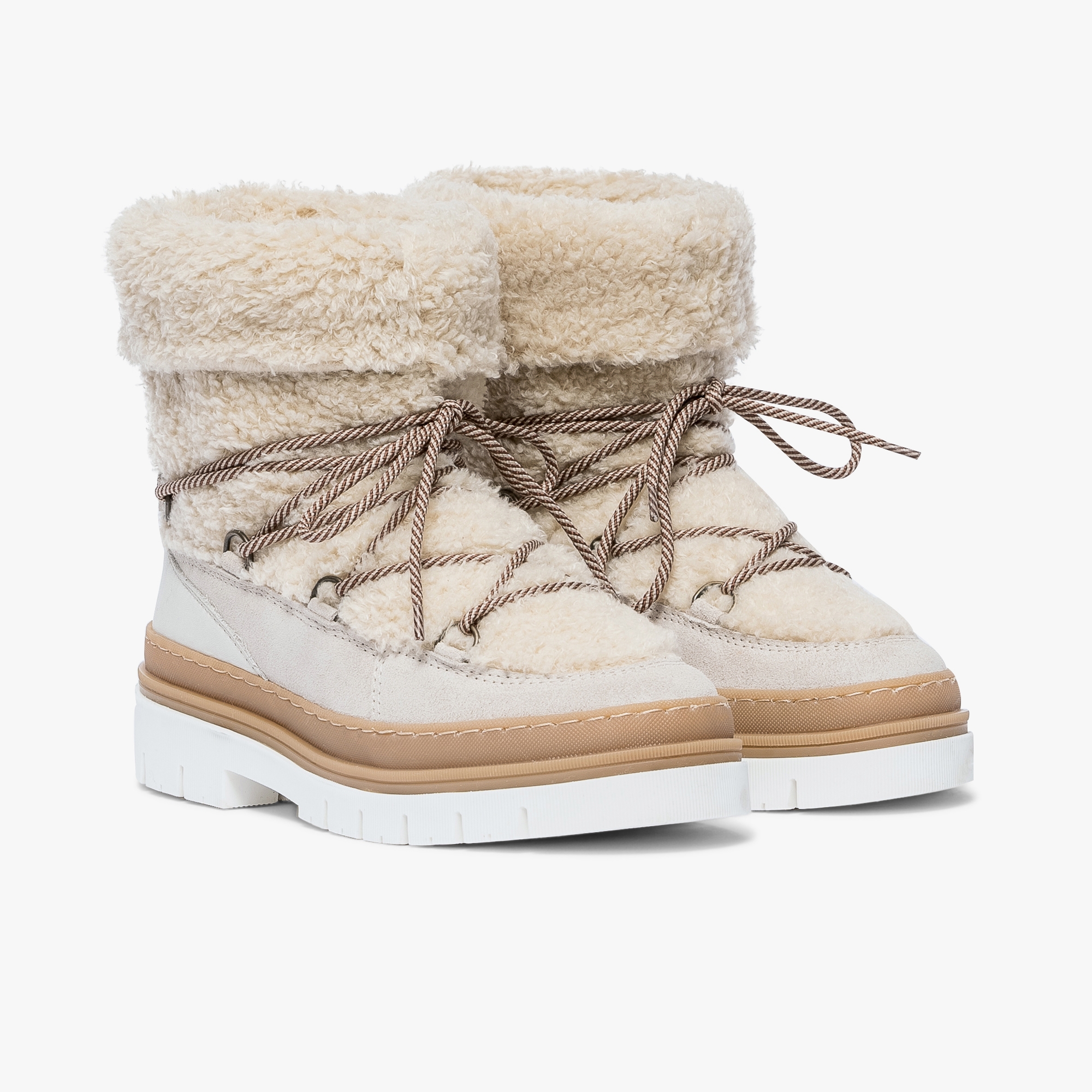 BOOTS KOUMARA