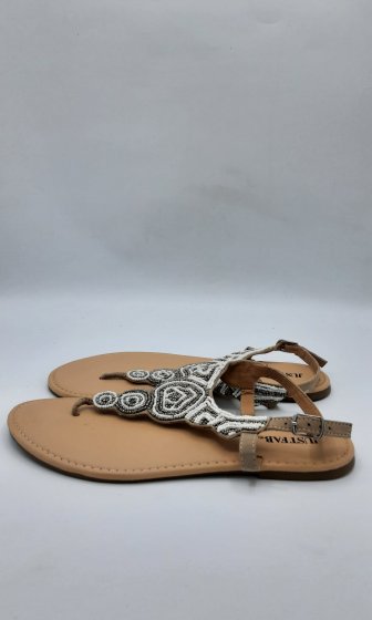 Sandales Justfab blanc et beige de seconde main