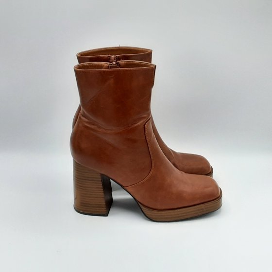 Bottines Eram marron de seconde main