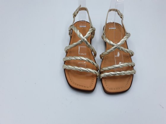 Sandales doré en  cuir seconde main