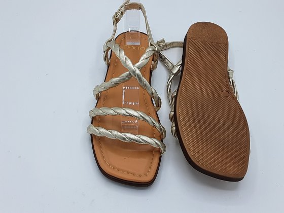 Sandales doré en  cuir seconde main