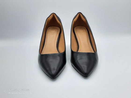 Escarpin noir ERAM intérieur cuir T36 de seconde main