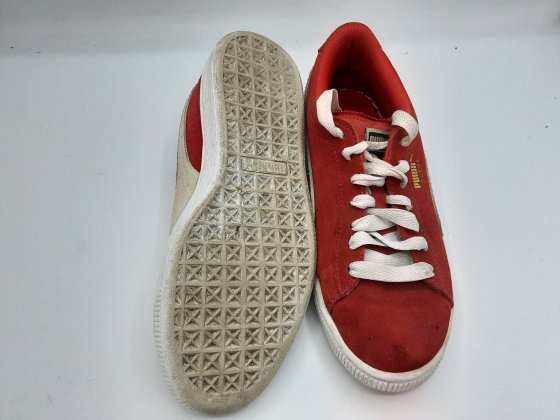 baskets puma rouge de seconde main