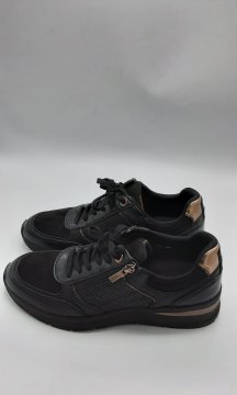 baskets noir