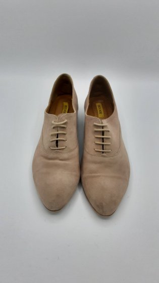 Richelieu velours beige de seconde main