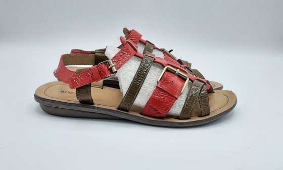 Paire de sandales ouvertes rouge et kaki de seconde main