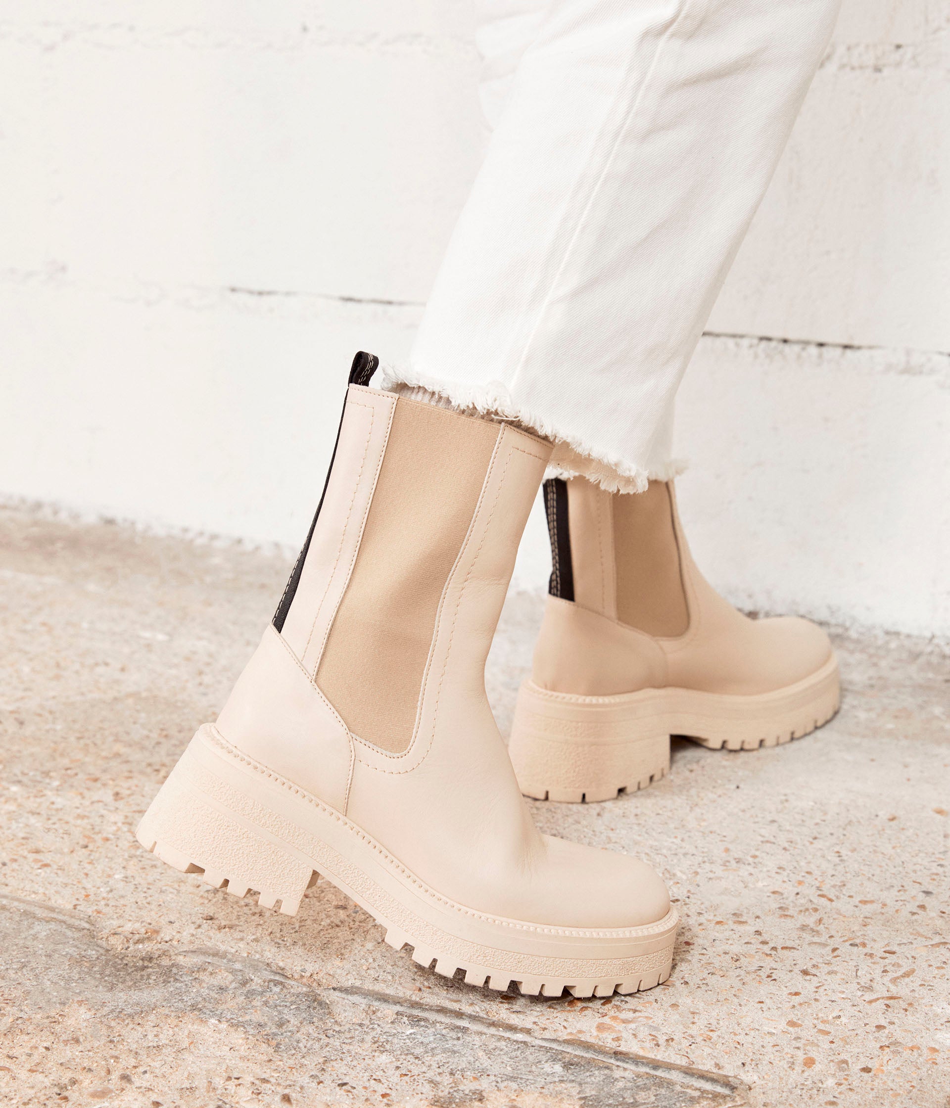 BOOTS OLIVIA BEIGE