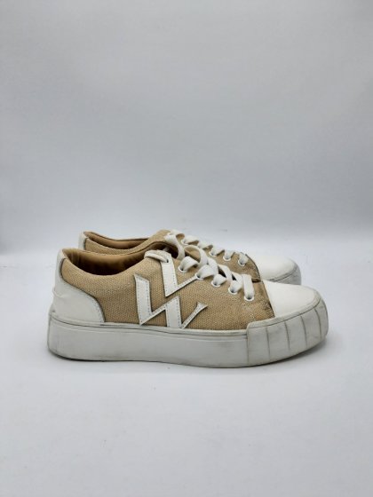 Basket beige Vanessa Wu de seconde main