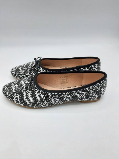 Ballerines noires et blanches pointure 39