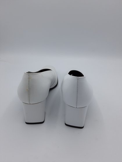 escarpin blanc talon carre de seconde main