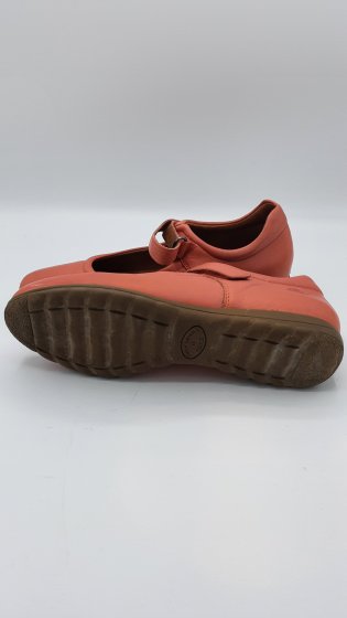 Ballerines corail en cuir de seconde main