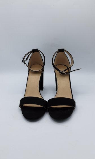 Sandales à talons Pimkie noir de seconde main