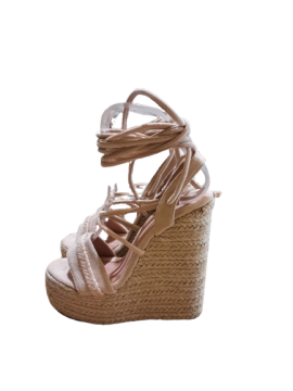 Sandales beige compensée de seconde main