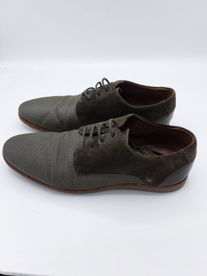 Chaussure de ville de seconde mains