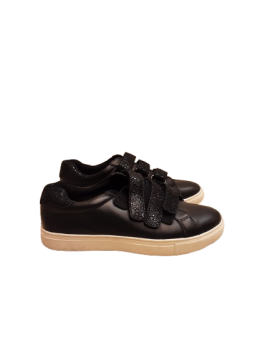 Baskets noires de seconde main de la marque Damart