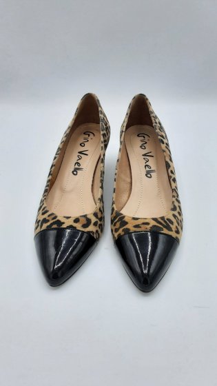 BALLERINE TALON CUIR VERNIS LEOPARD GINO VAELLO DES ECONDE MAIN