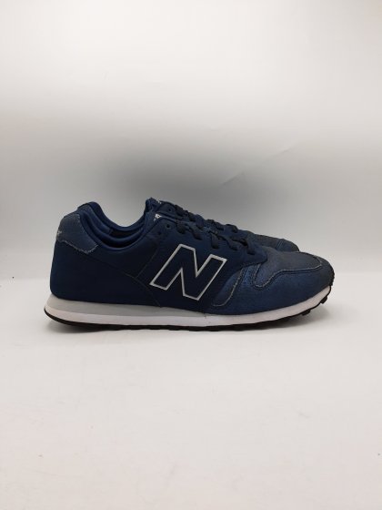 Baskets NEW BALANCE marines de seconde main