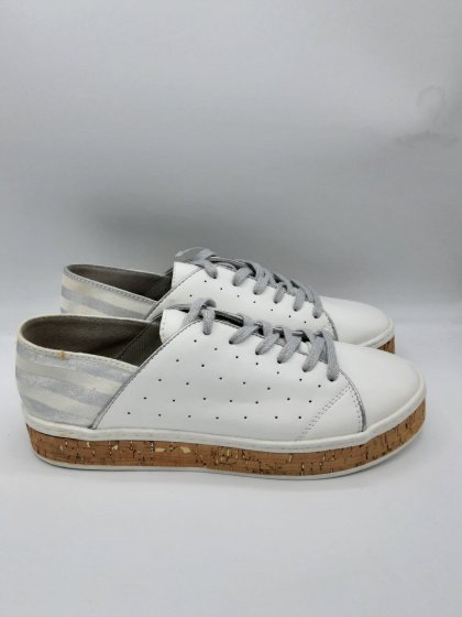 Baskets blanches
