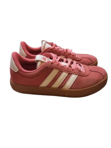 Basket rose ADIDAS de seconde main
