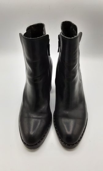 bottines noires à talons