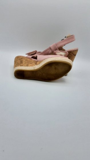 Paire de compensé rose vernis de seconde main