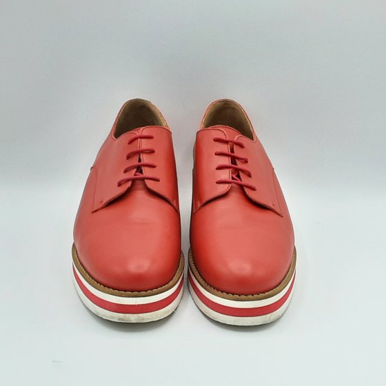 Derbies rouge de seconde main