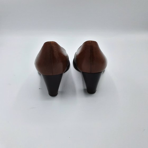 escarpin marron de seconde main