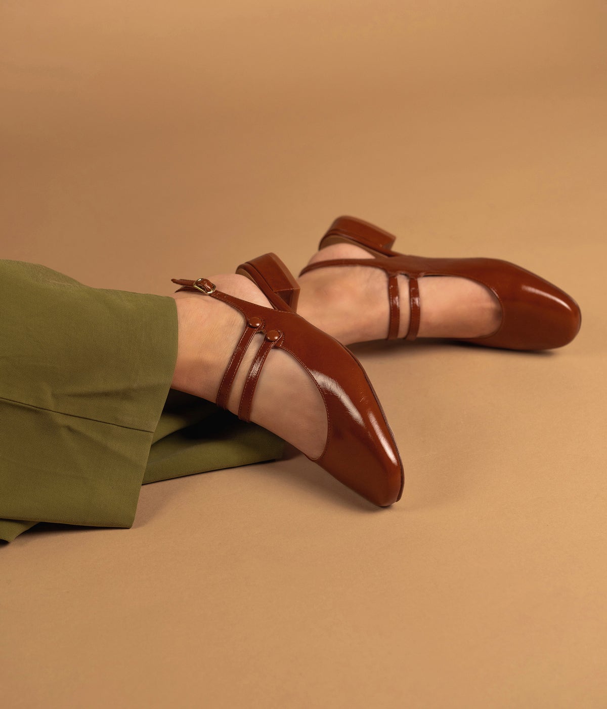 SLINGBACK SYNTHIA CARAMEL