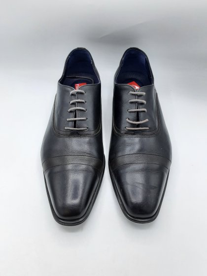 Derbies FLUCHOS noires de seconde main
