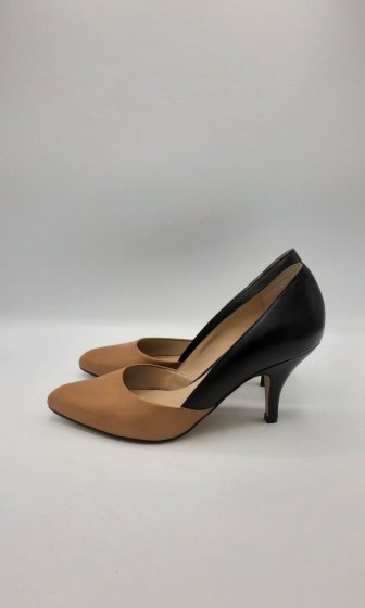 Paire d’escarpins de seconde main