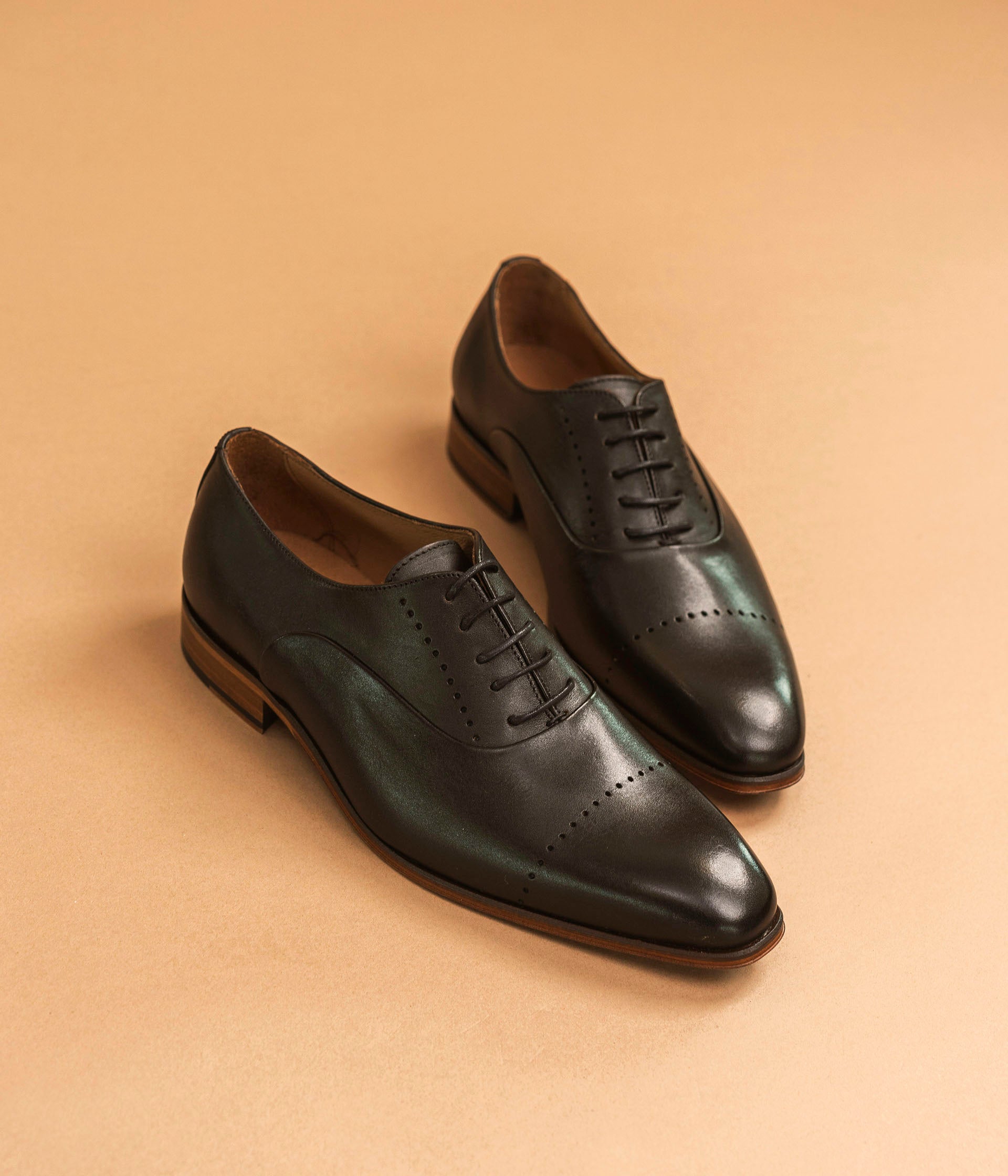 DERBY LASZLO NOIR