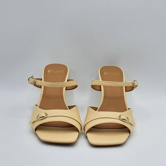 Mules Eram jaune beurre de seconde main.