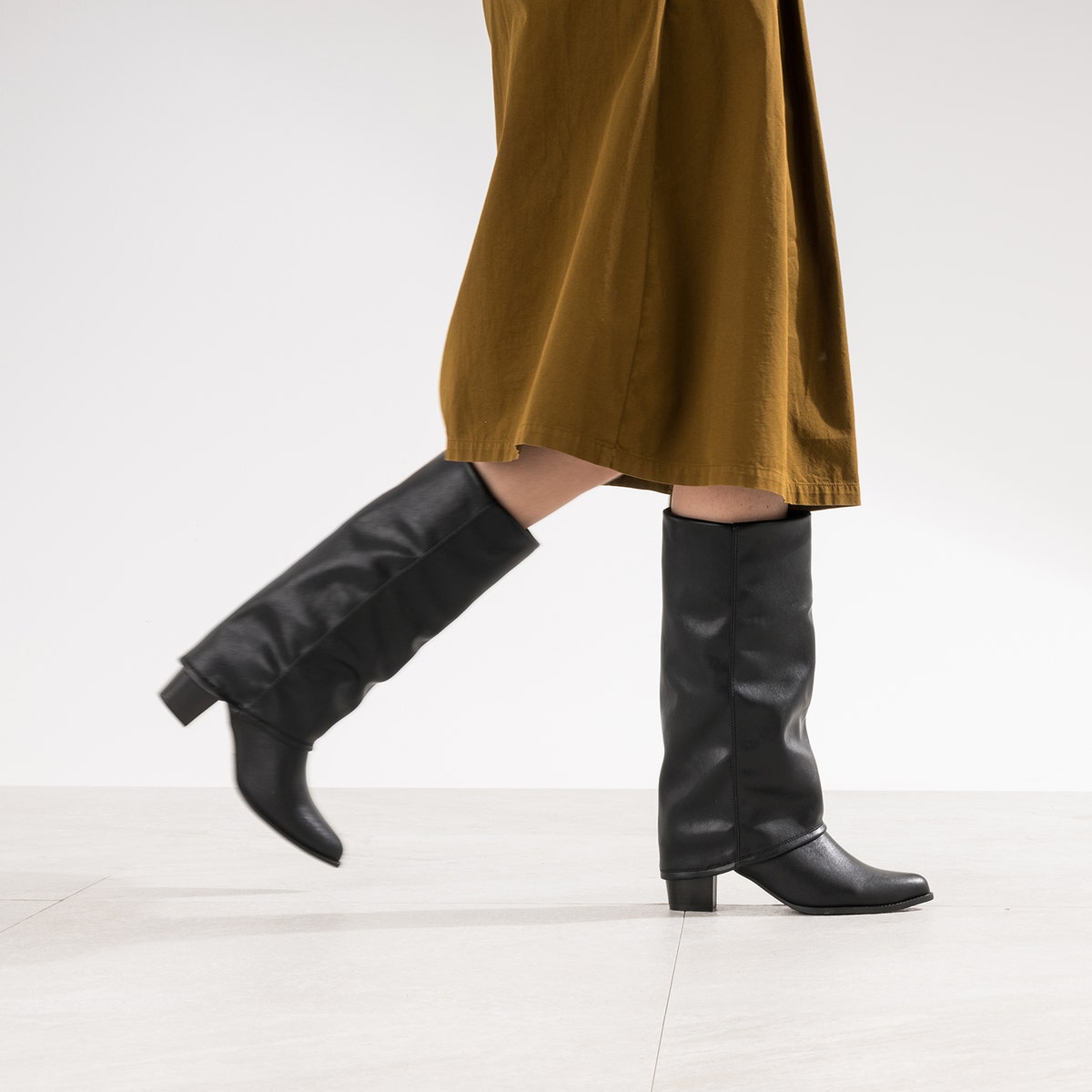 BOTTE TAKINE NOIR