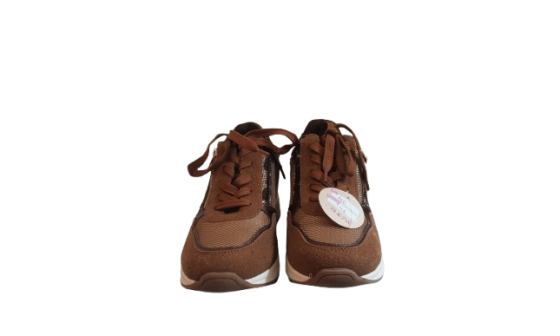 Paire de baskets de seconde main