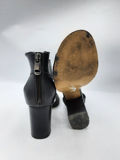 Sandales CLOSER noires de seconde main