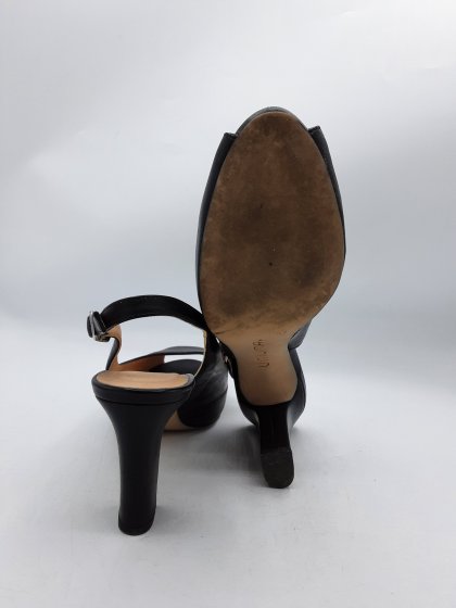 Open toe UNISA noirs de seconde main