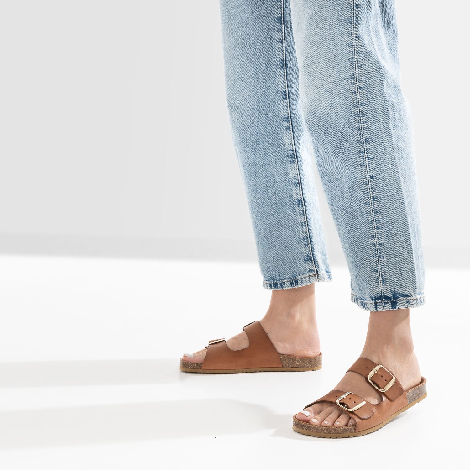 SANDALE MOEA COGNAC