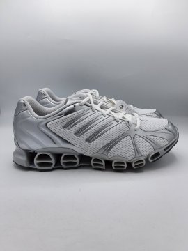 Baskets ADIDAS grises de seconde main