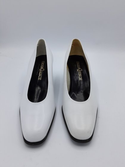 escarpin blanc talon carre de seconde main