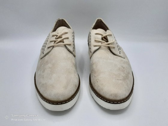 Derbies compensé ajouré beige clair T.40 de seconde main