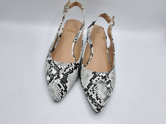 Escarpins sling back GEMO python noirs et blancs de seconde main