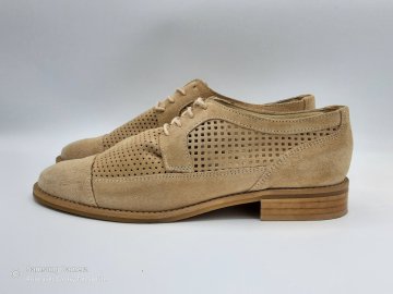 Derbies ajouré cuir velours beige ERAM de seconde main