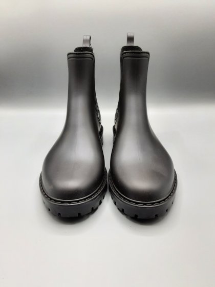 Boots Verbenas