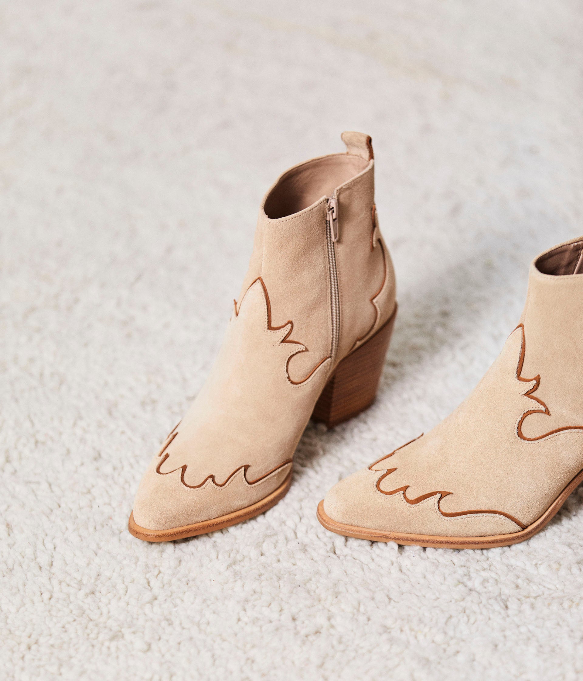BOOTS DALLAS BEIGE