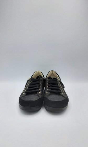 Paire de baskets de seconde main