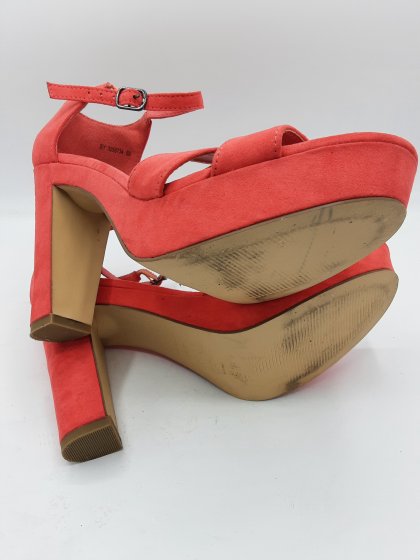 Sandales New Look rouge de seconde main