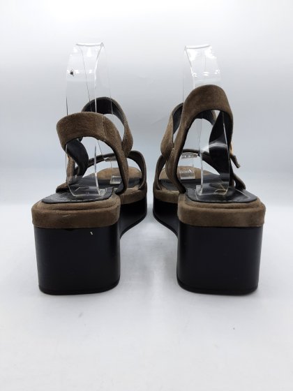 Sandales compensées COCO & ABRICOT taupe de seconde main