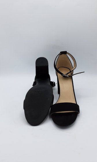 Sandales à talons Pimkie noir de seconde main